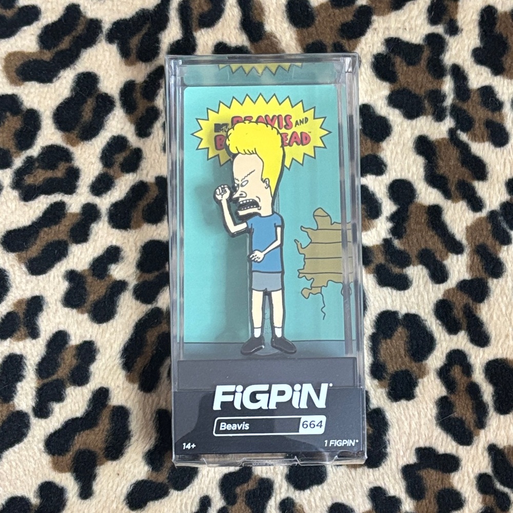 2021 BEAVIS AND BUTTHEAD FigPin Enamel Pin #664 Collectible MTV Funny 90s Bag